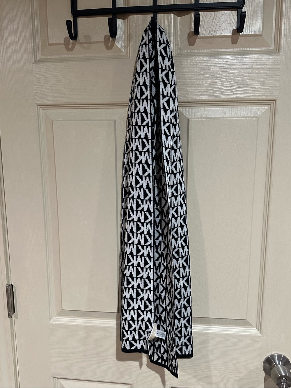 MICHAEL Michael Kors Black and White Logo Scarf